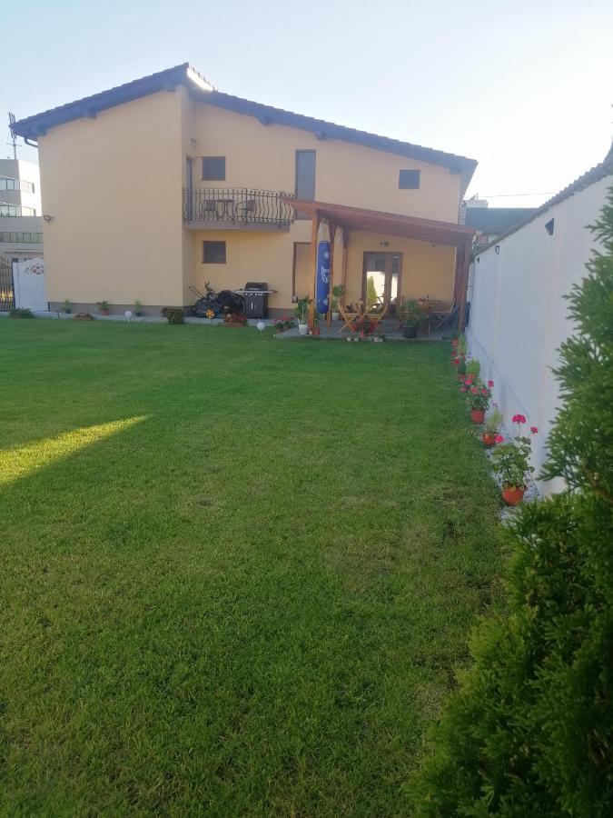 Casa Romeo & Julieta Ξενοδοχείο Haţeg Εξωτερικό φωτογραφία